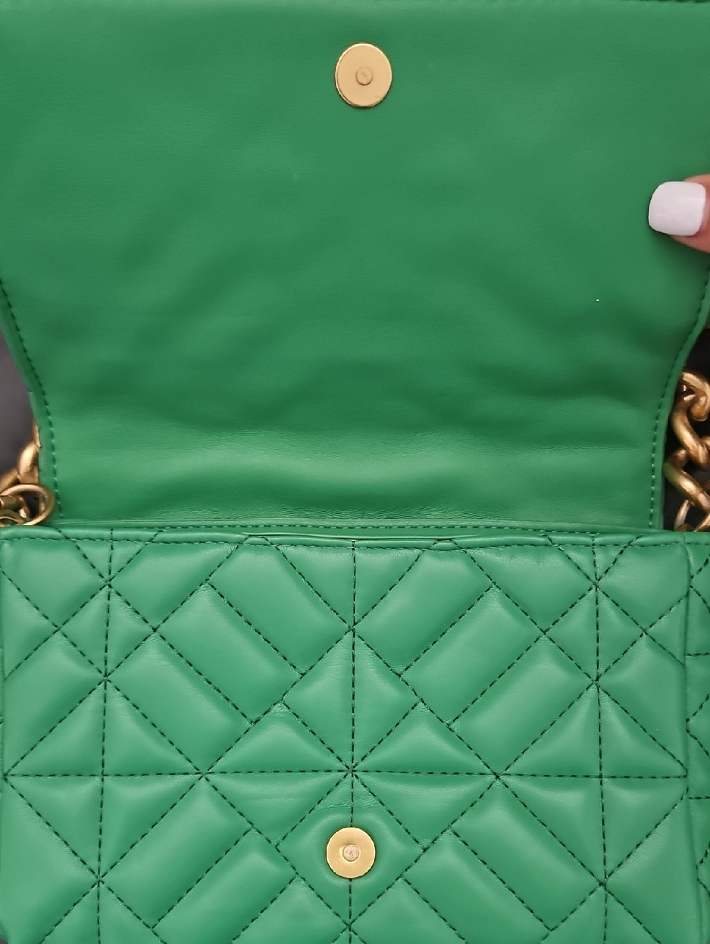 Zara Quilted Green Shoulder Medium Purse Bag Gold Chain Hardware - Picture 8 of 11